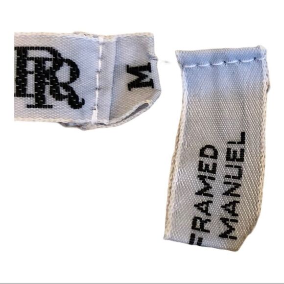 𝅺2/$36 Rino Rossi Gold Metallic Sleeveless Top - Picture 4 of 8